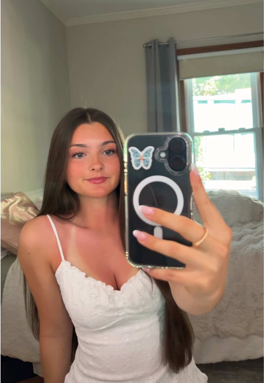 @Ava