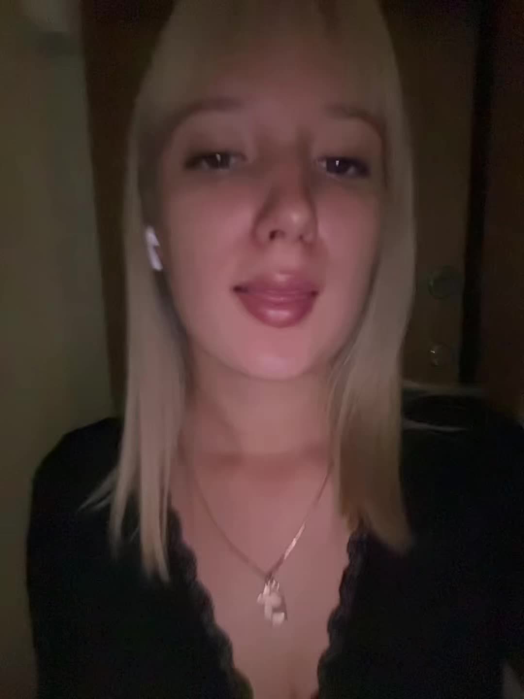 @blondy