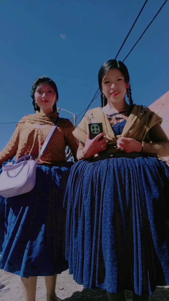 @♥️🦋tú cholita Elvira 🦋♥️