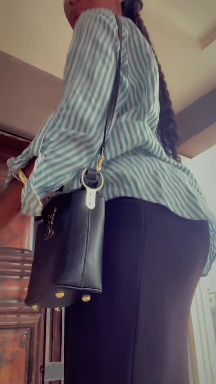 @Estherr