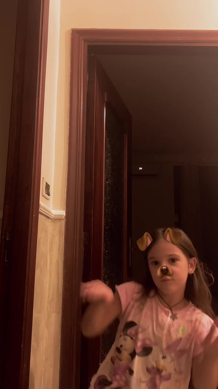 @gennyanna
