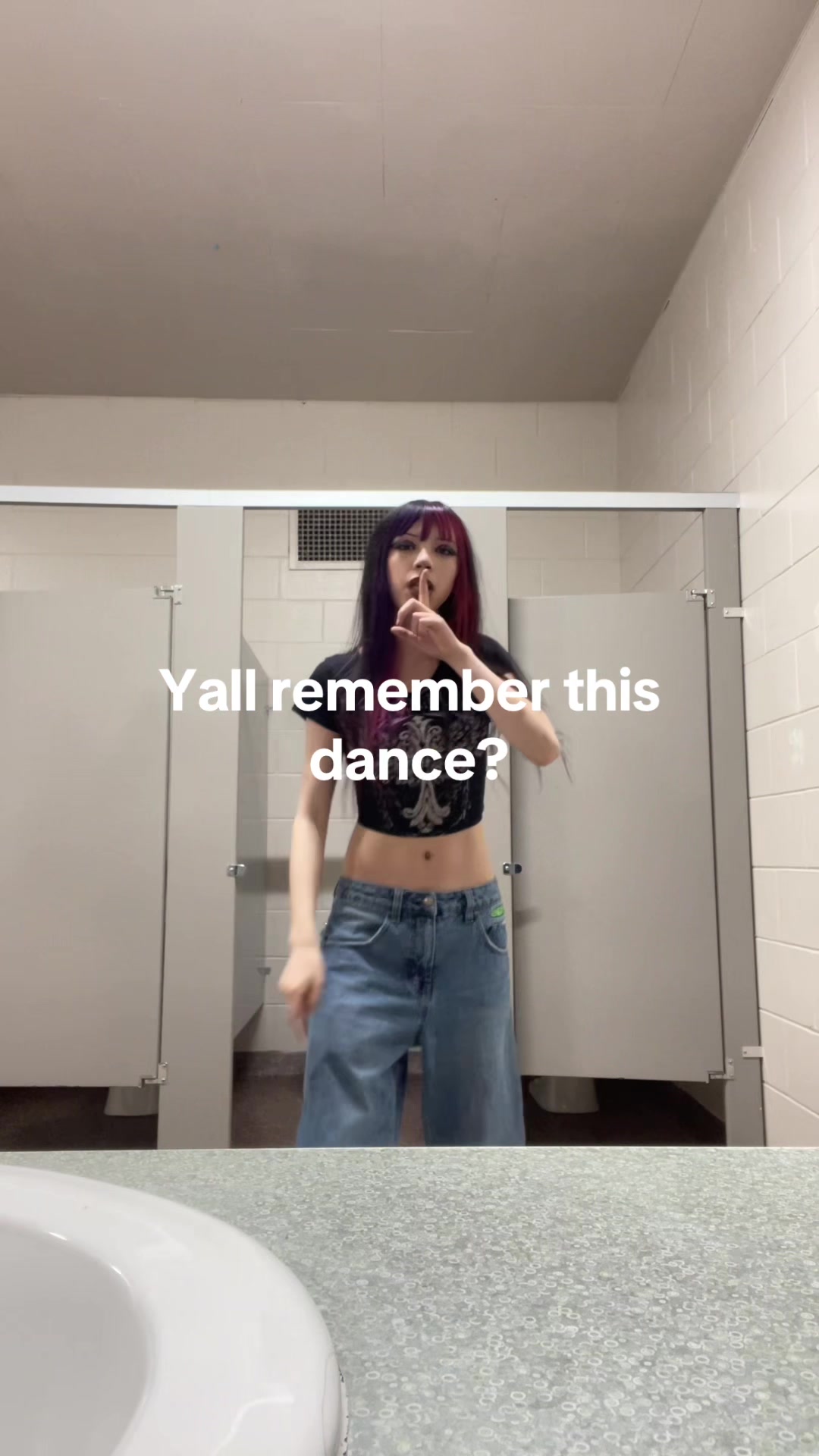 @😇