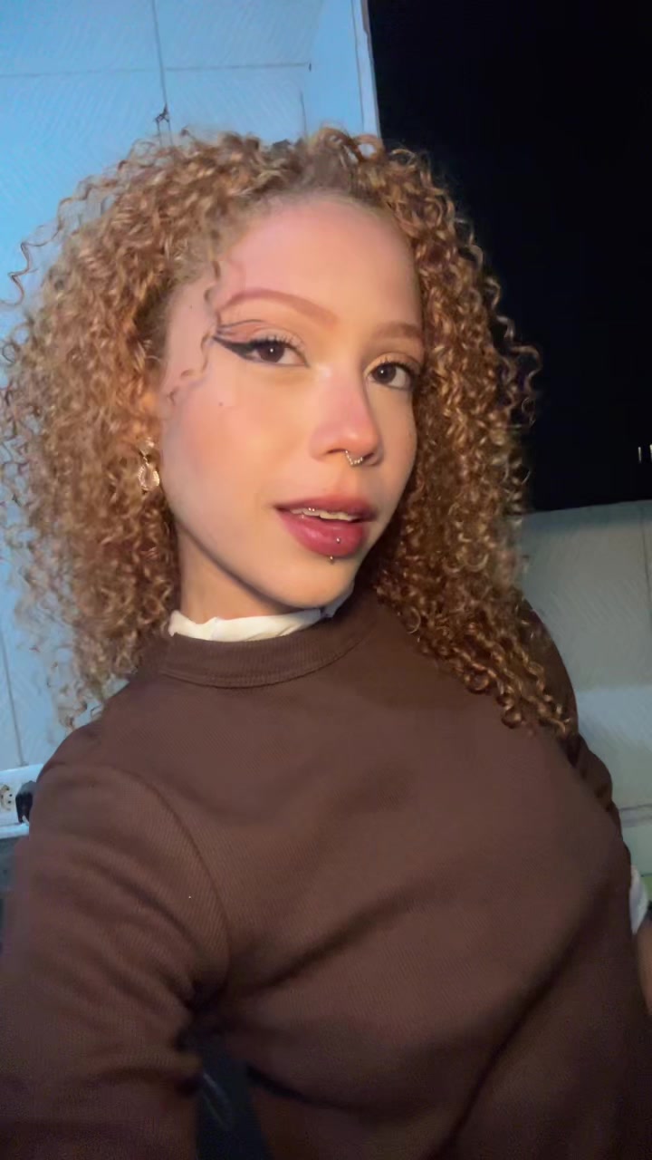 @Del✨