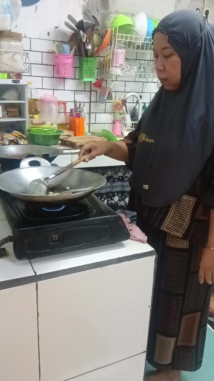 @renyputri