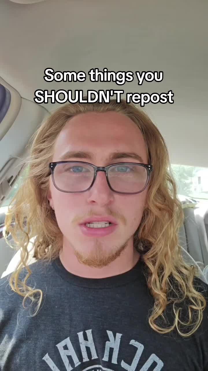 @GoldieGl0cks