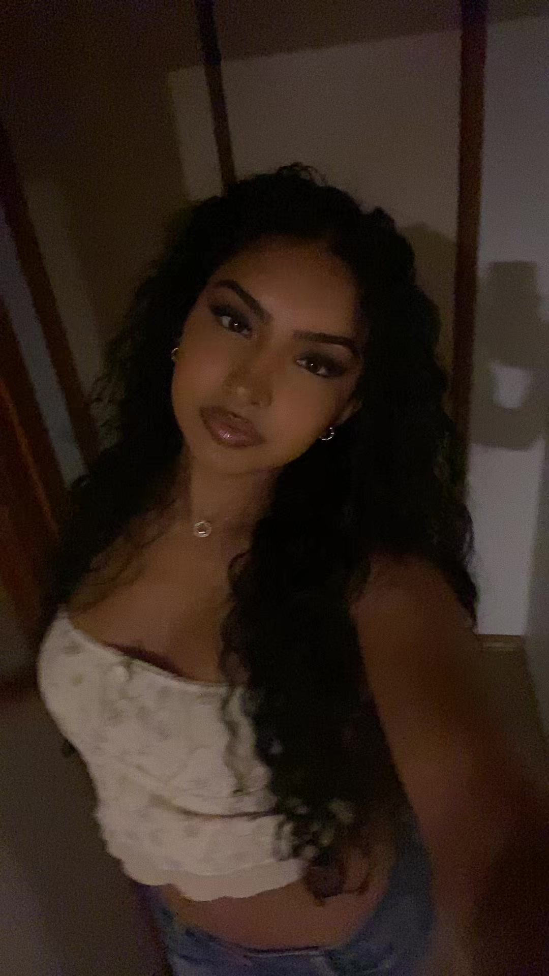 @ELLA-JANE