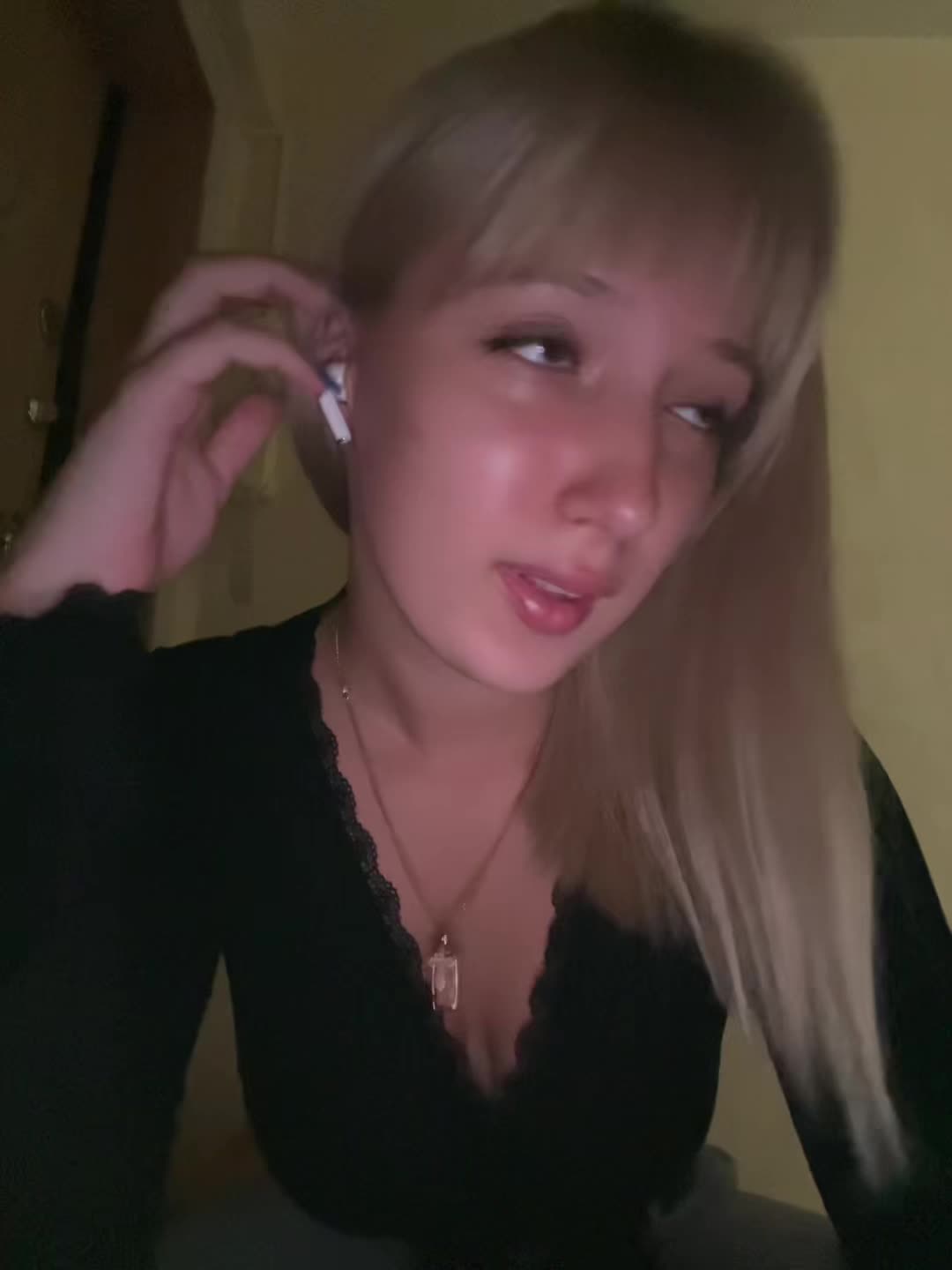 @blondy