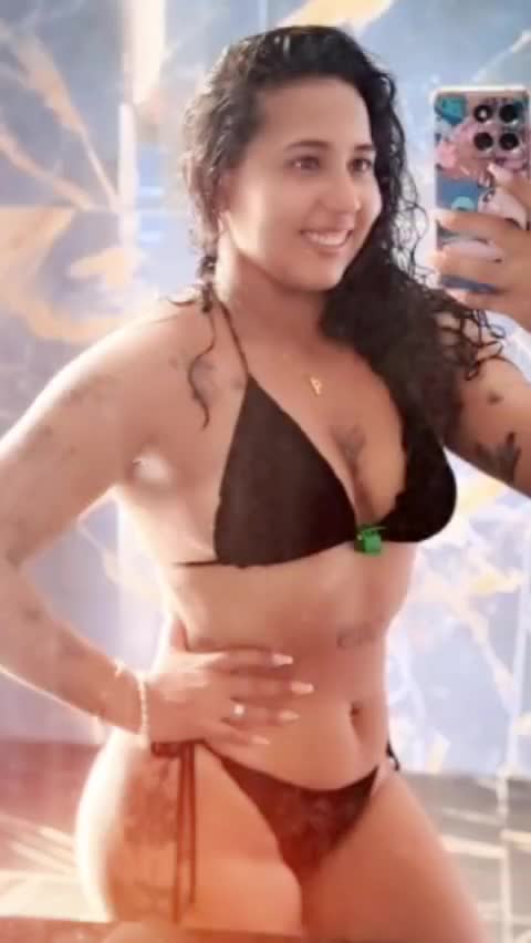 @Pamela Charmosinha 🤍