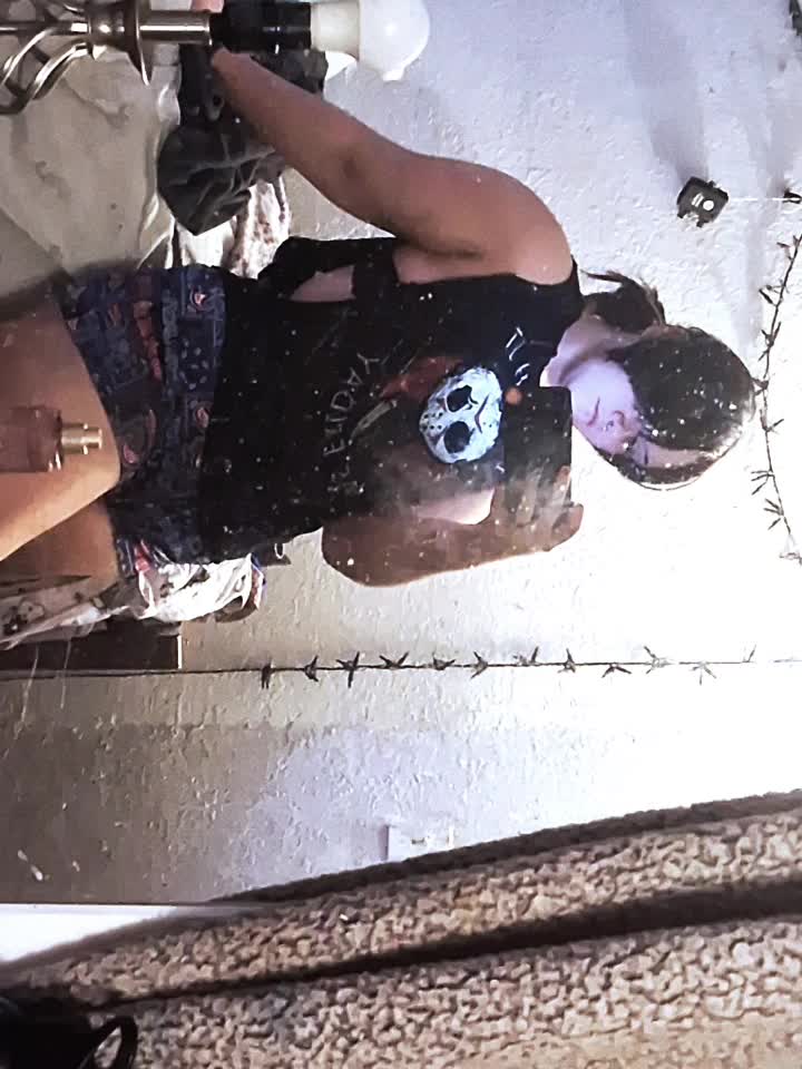 @Lilith_fox13