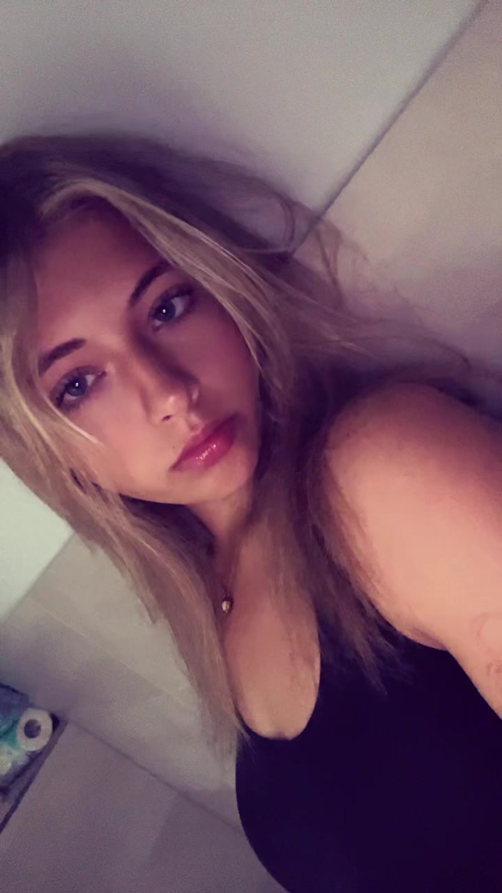 @🪼