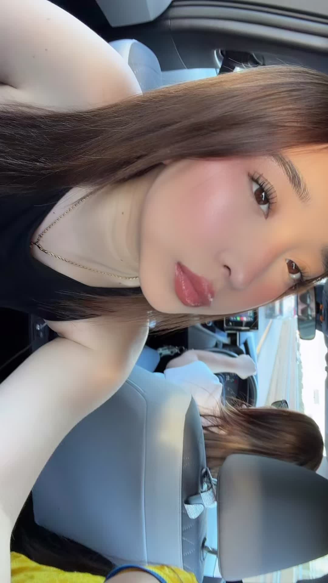 @𝐵𝑎𝑟𝑏𝑎𝑟𝑎