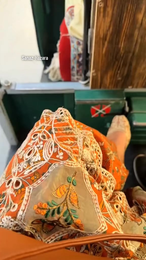 @𝗦𝗮𝗻𝗮𝘇 𝐇𝐚𝐳𝐚𝐫𝐚 ✔️