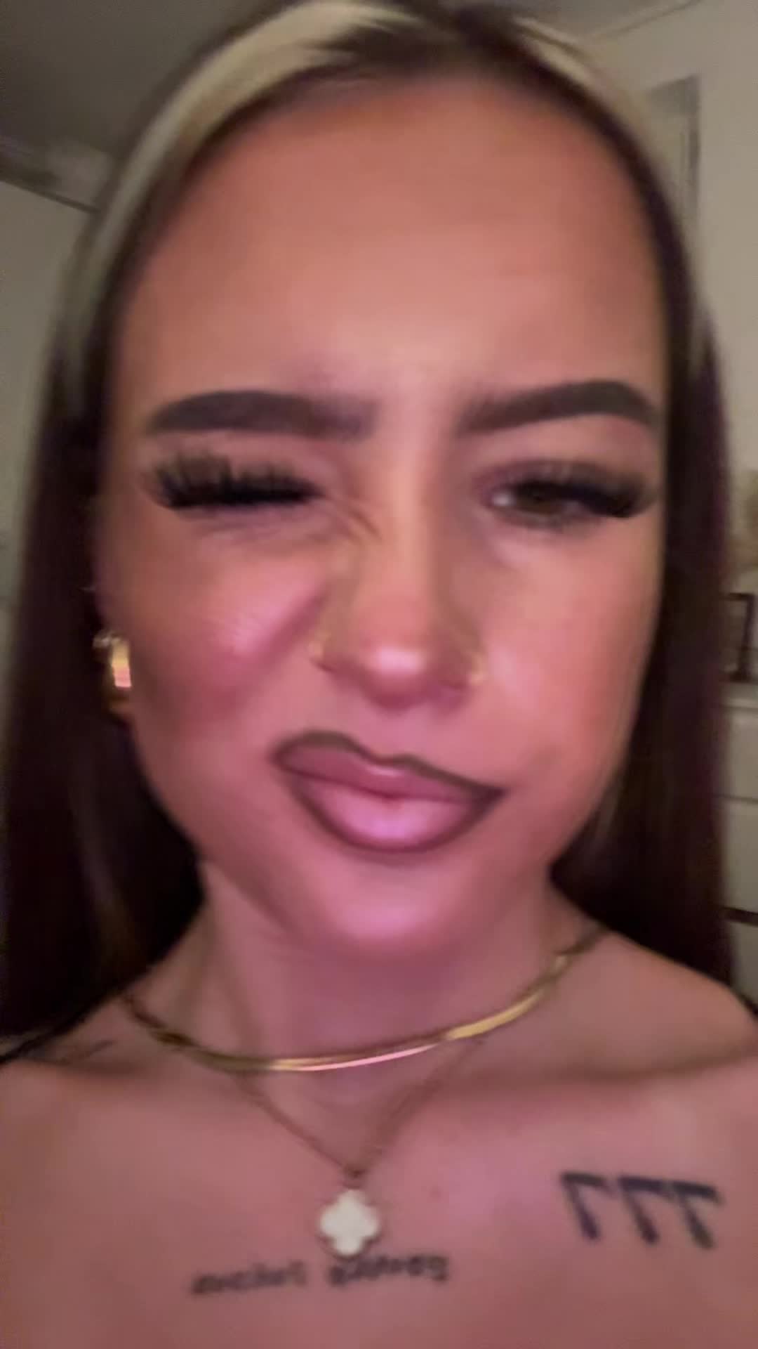 @Amèlie⭐️