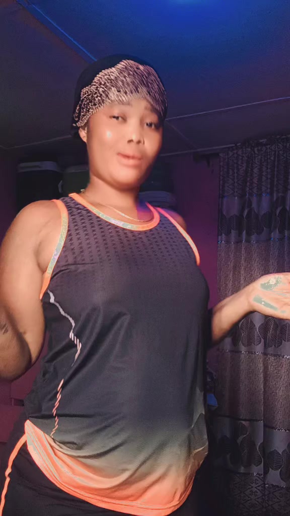 @OLORI NOBODY 🧵 🪡 ✂️