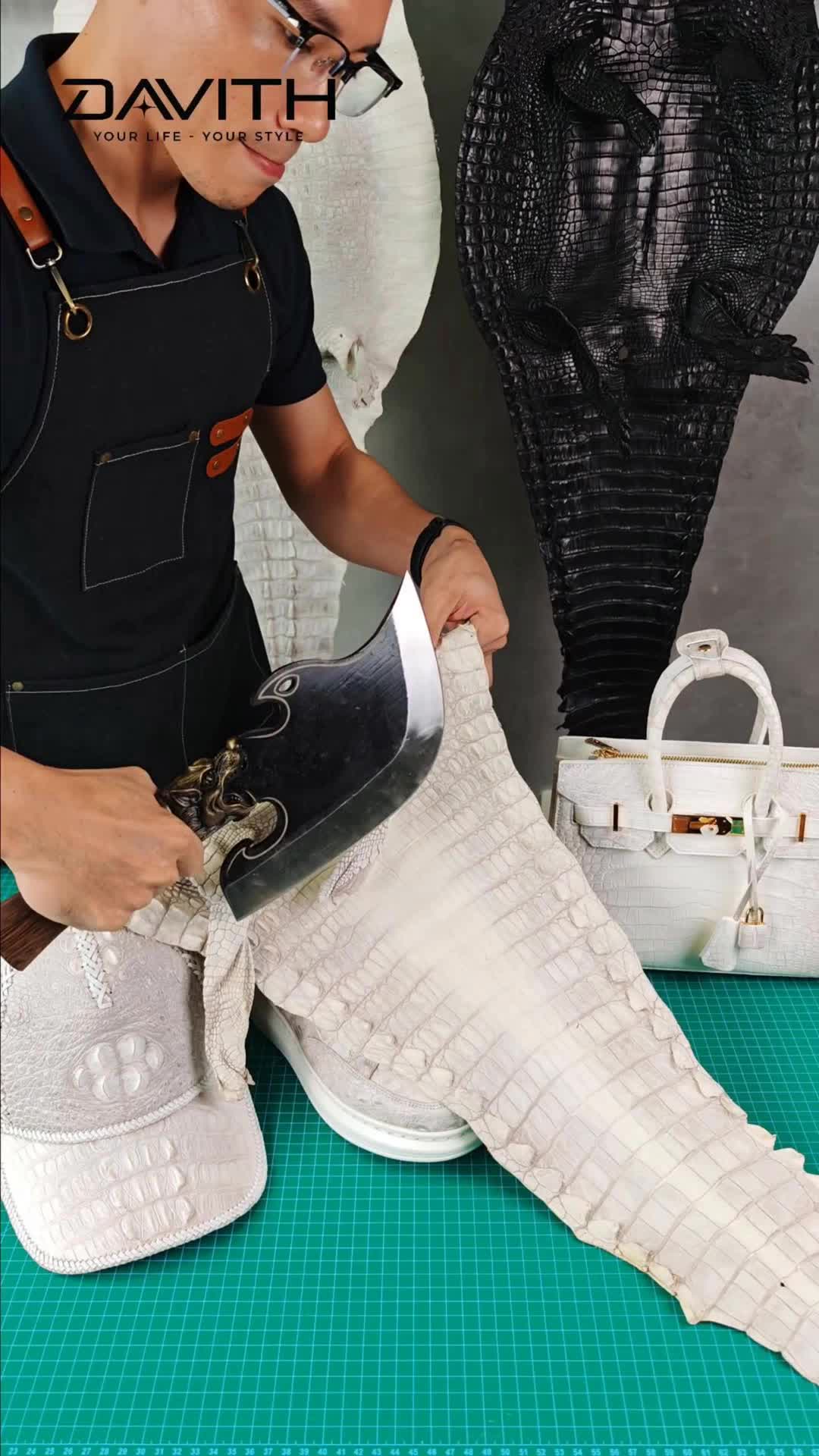 @DAVITH LEATHER