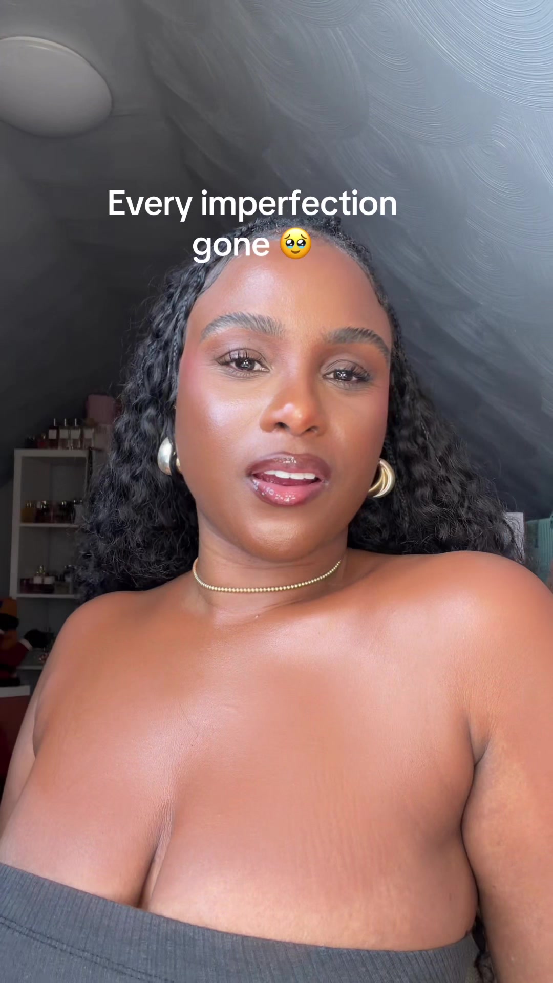 @Yanique