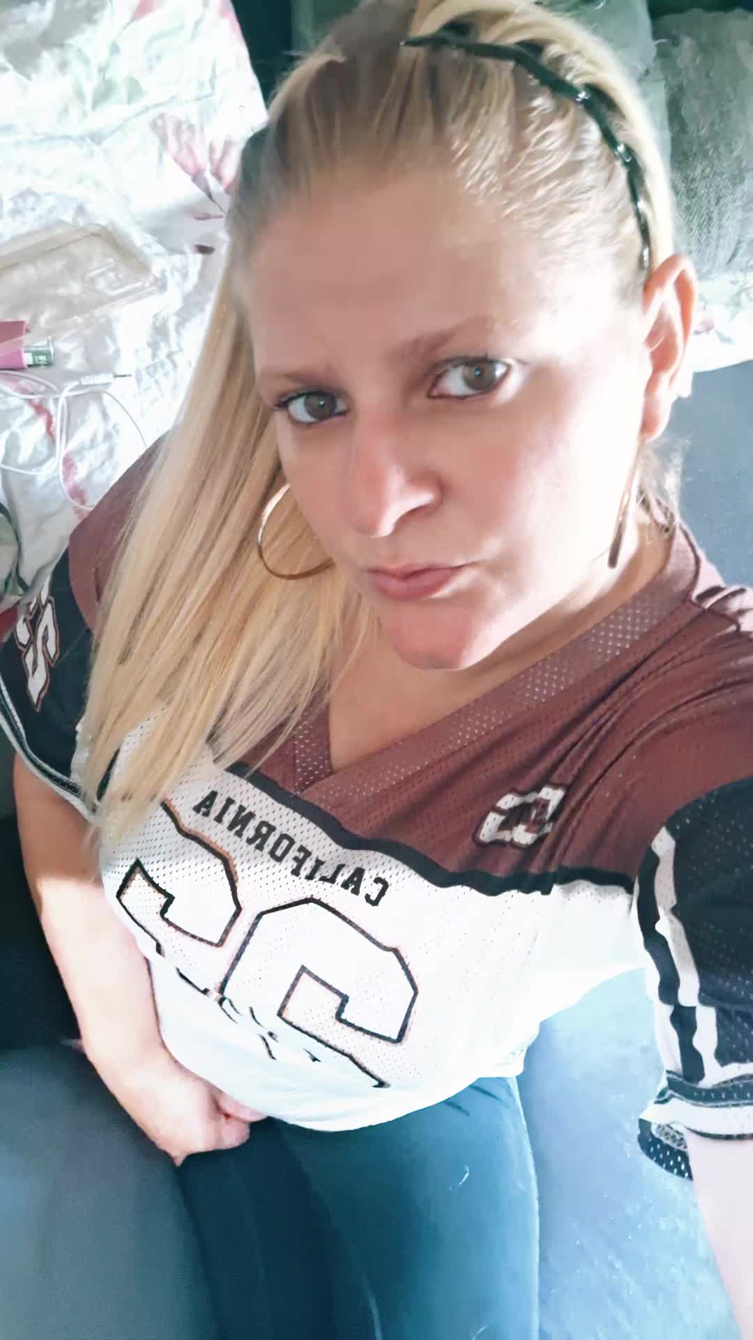 @🌺 Daniela 🫂