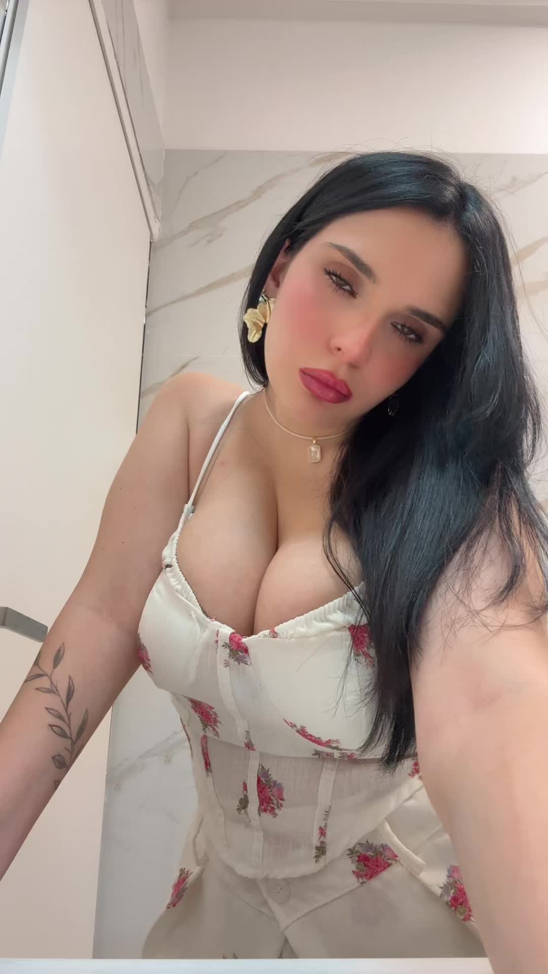 @-rosypalmentieri02-