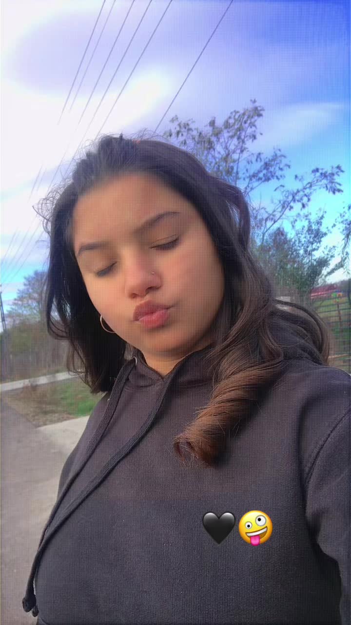 @🤍•Eszmi•🤍