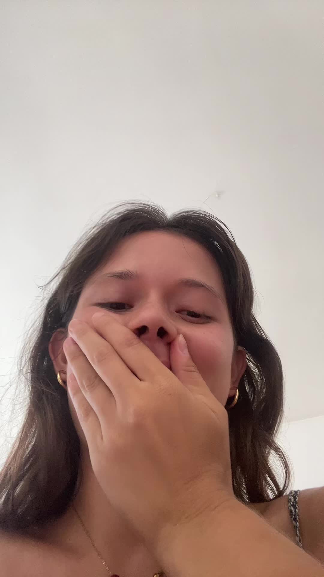 @annareesc