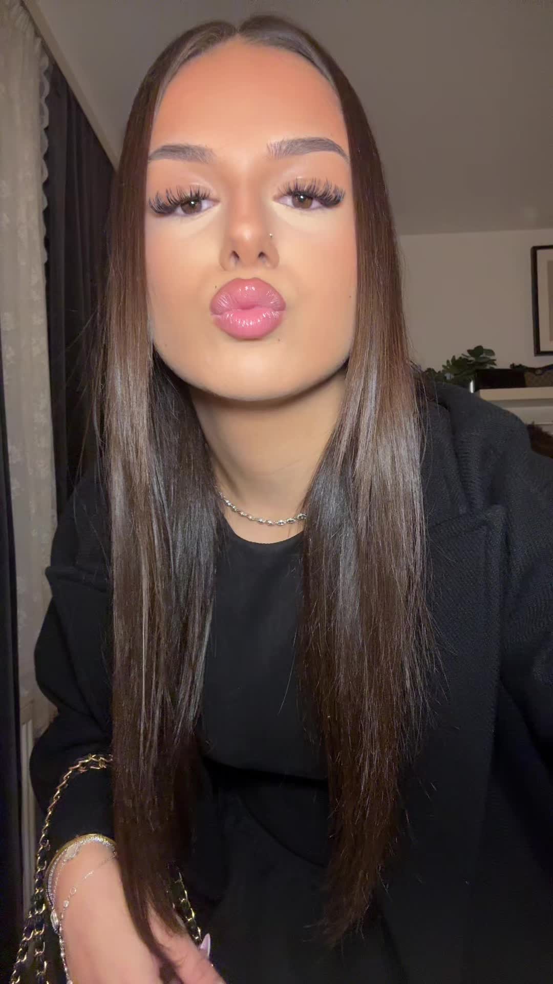 @ela nur