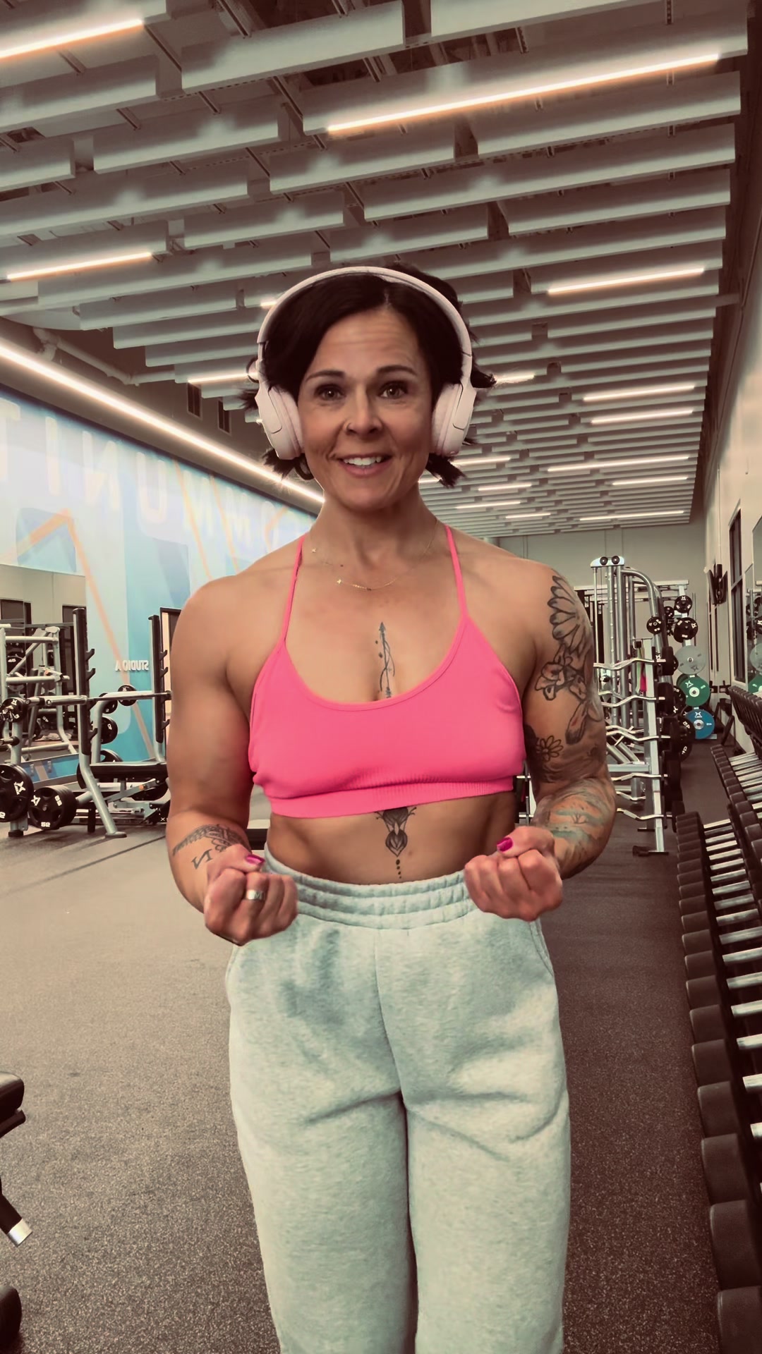 @fitmom_of_4_