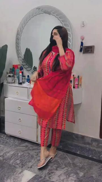 @Sundari