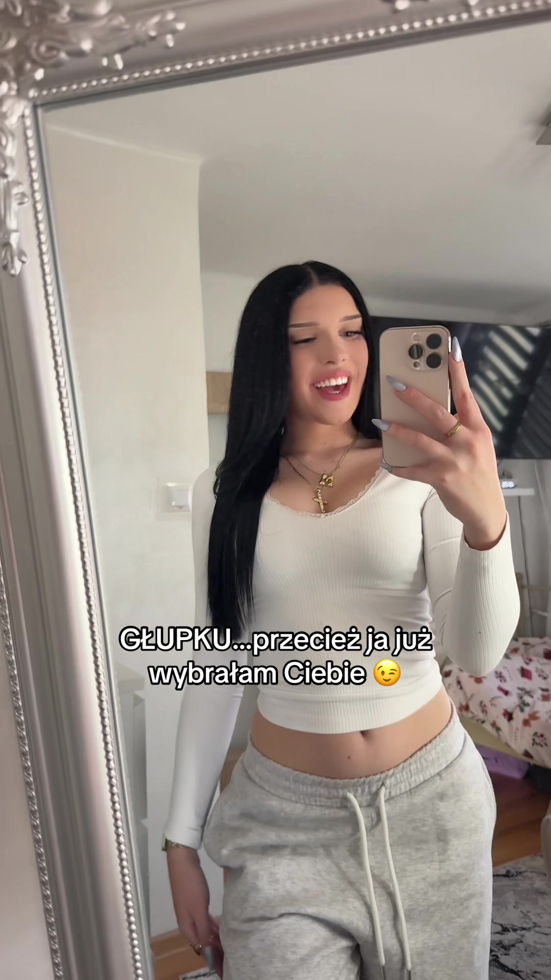 @𝐓𝐨 𝐨𝐧𝐚