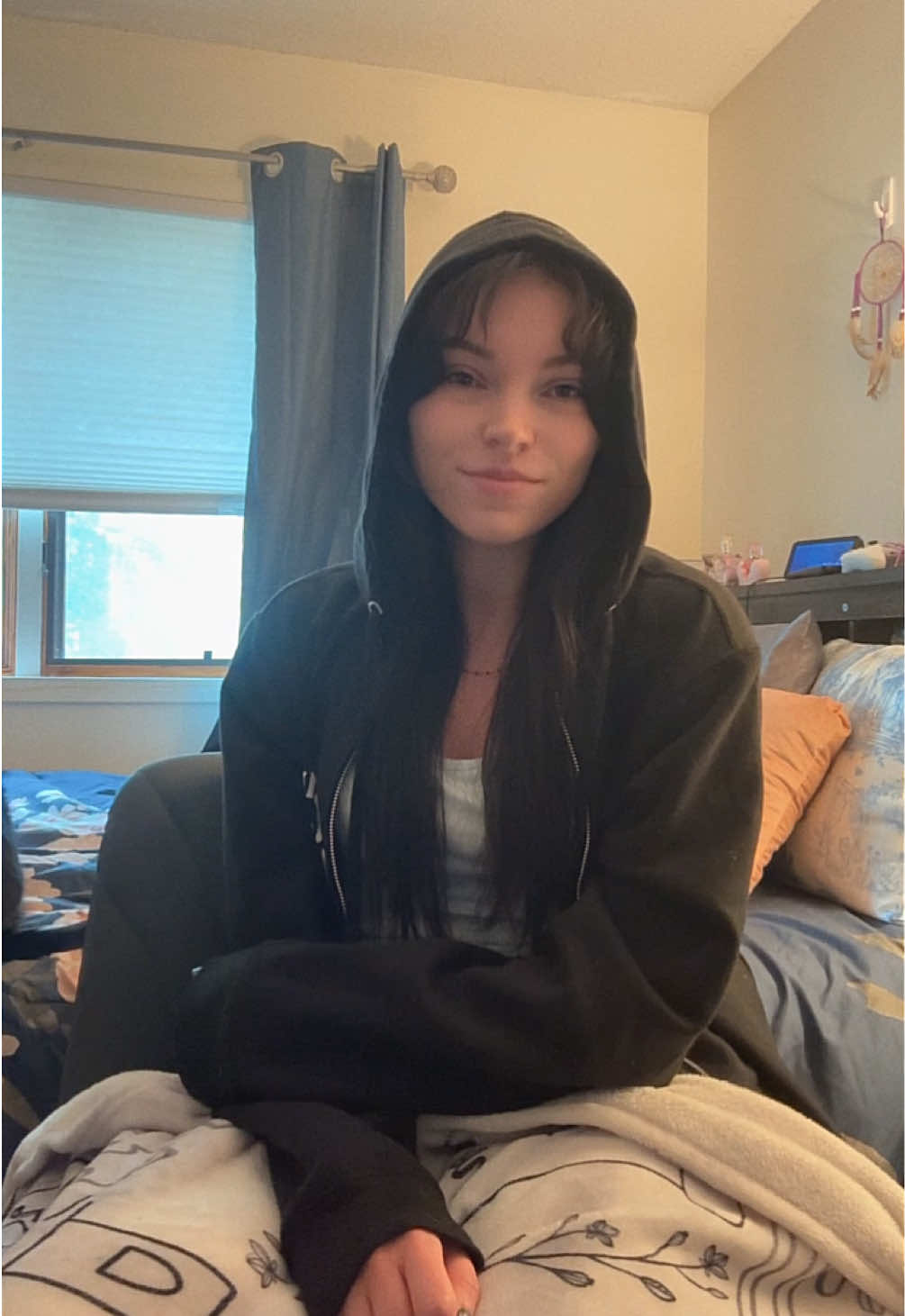 @𝑪𝒉𝒂𝒐𝒔 𝑺𝒊𝒓𝒆𝒏 🪶💫