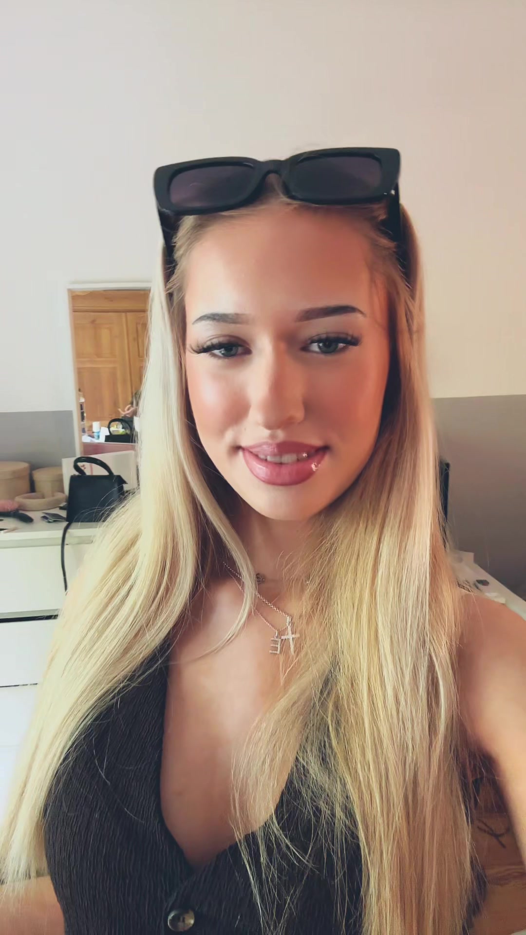 @𝓔𝓶𝓲𝓵𝓲𝓮