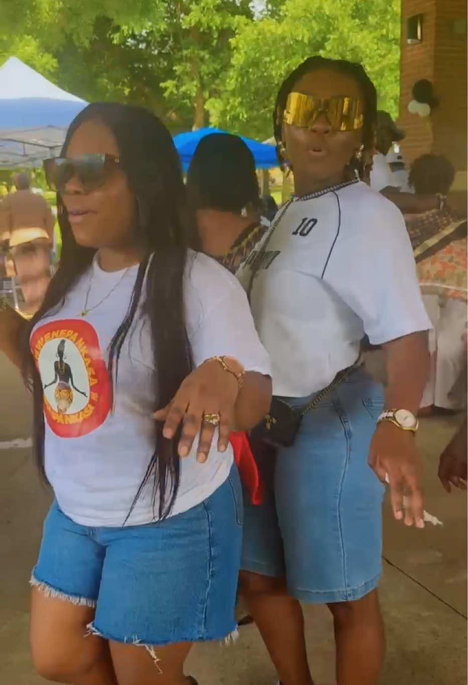 @ahwenepawomendallas
