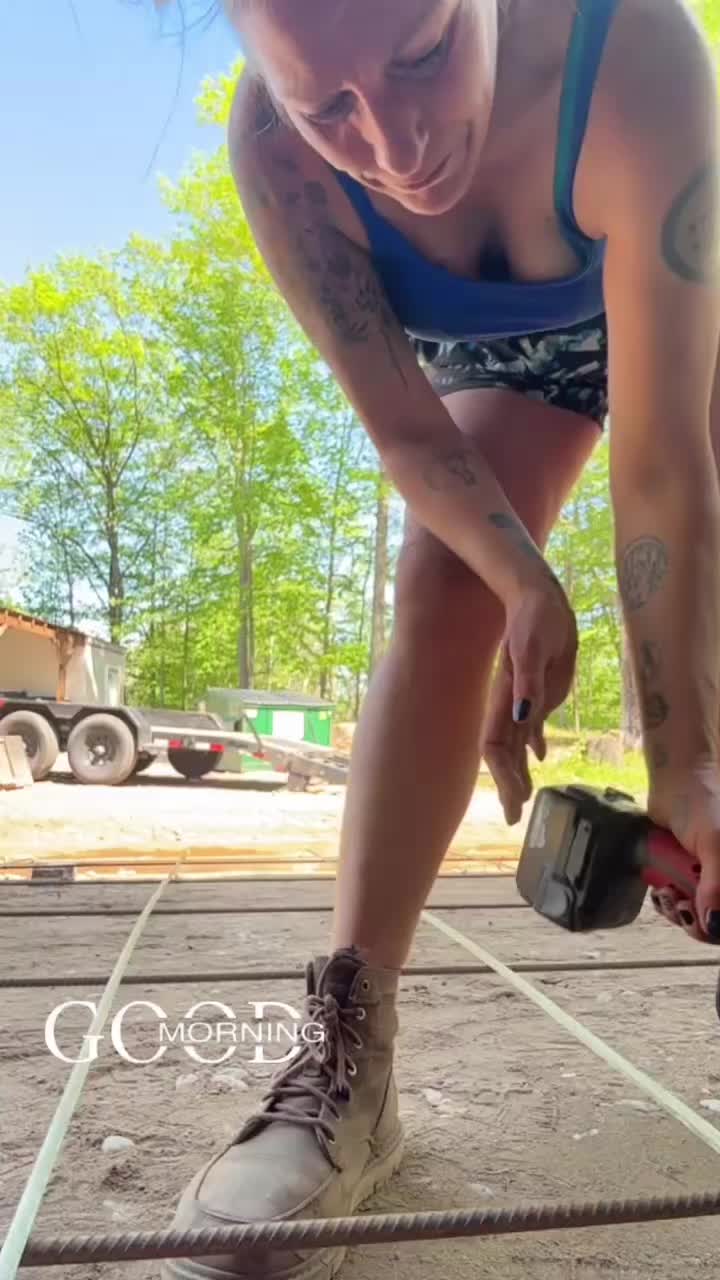 @BobbiDeede