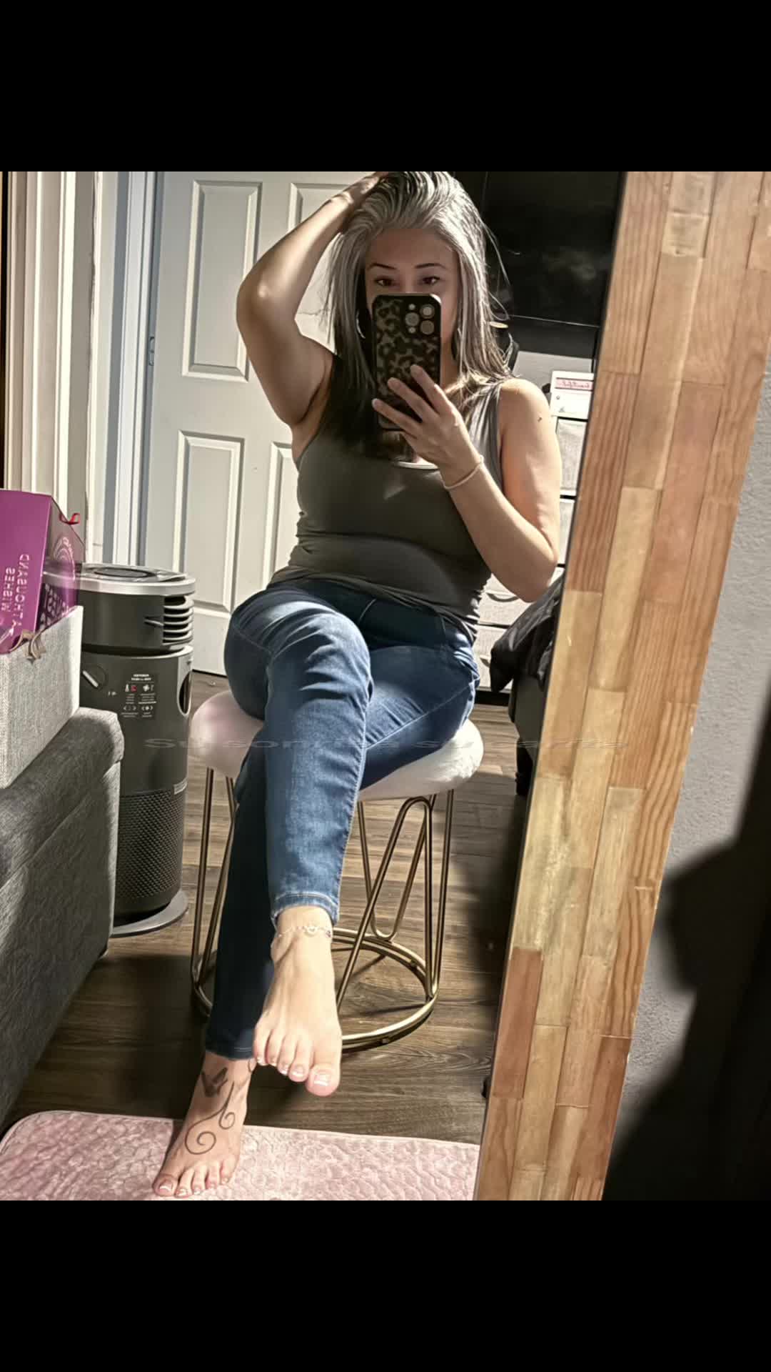 @V💜