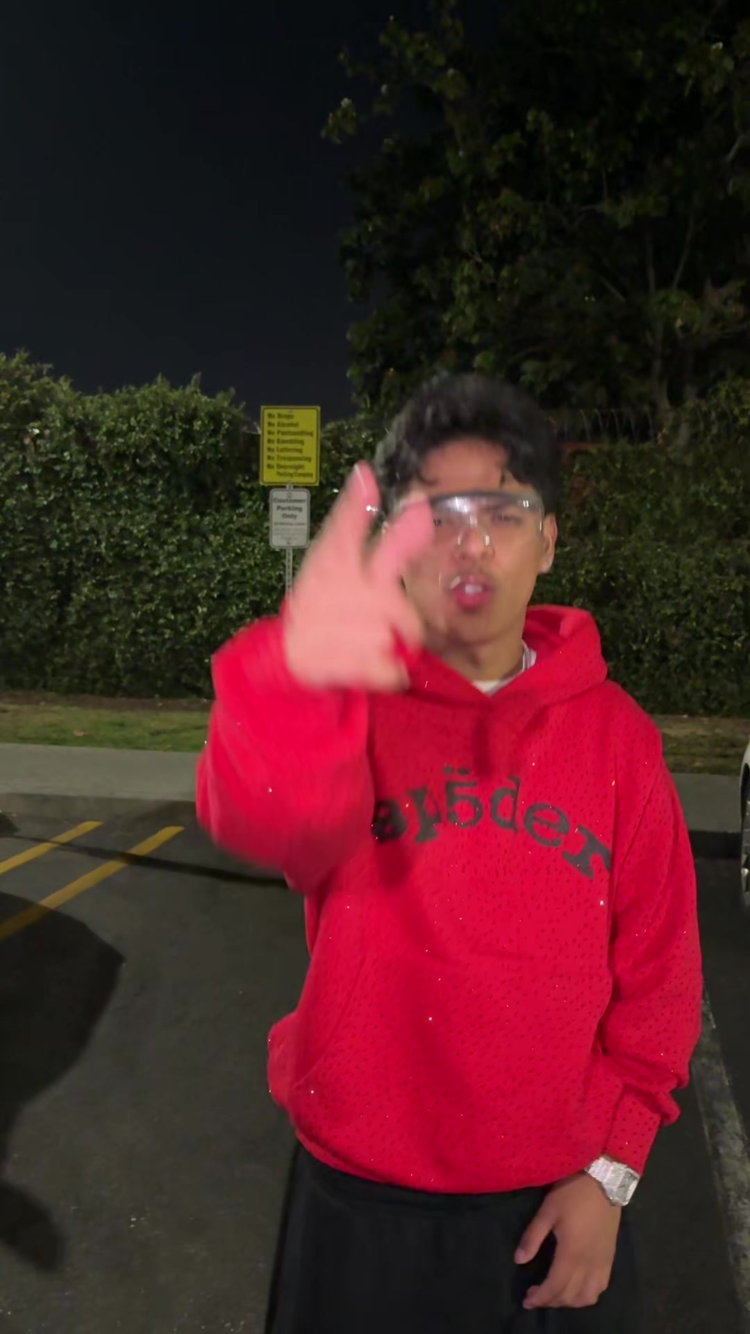 @alexito