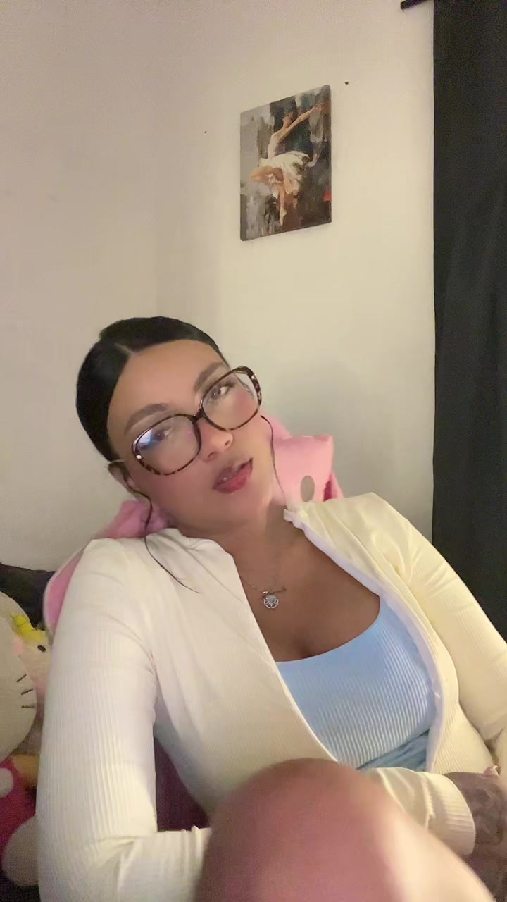 @Aleja