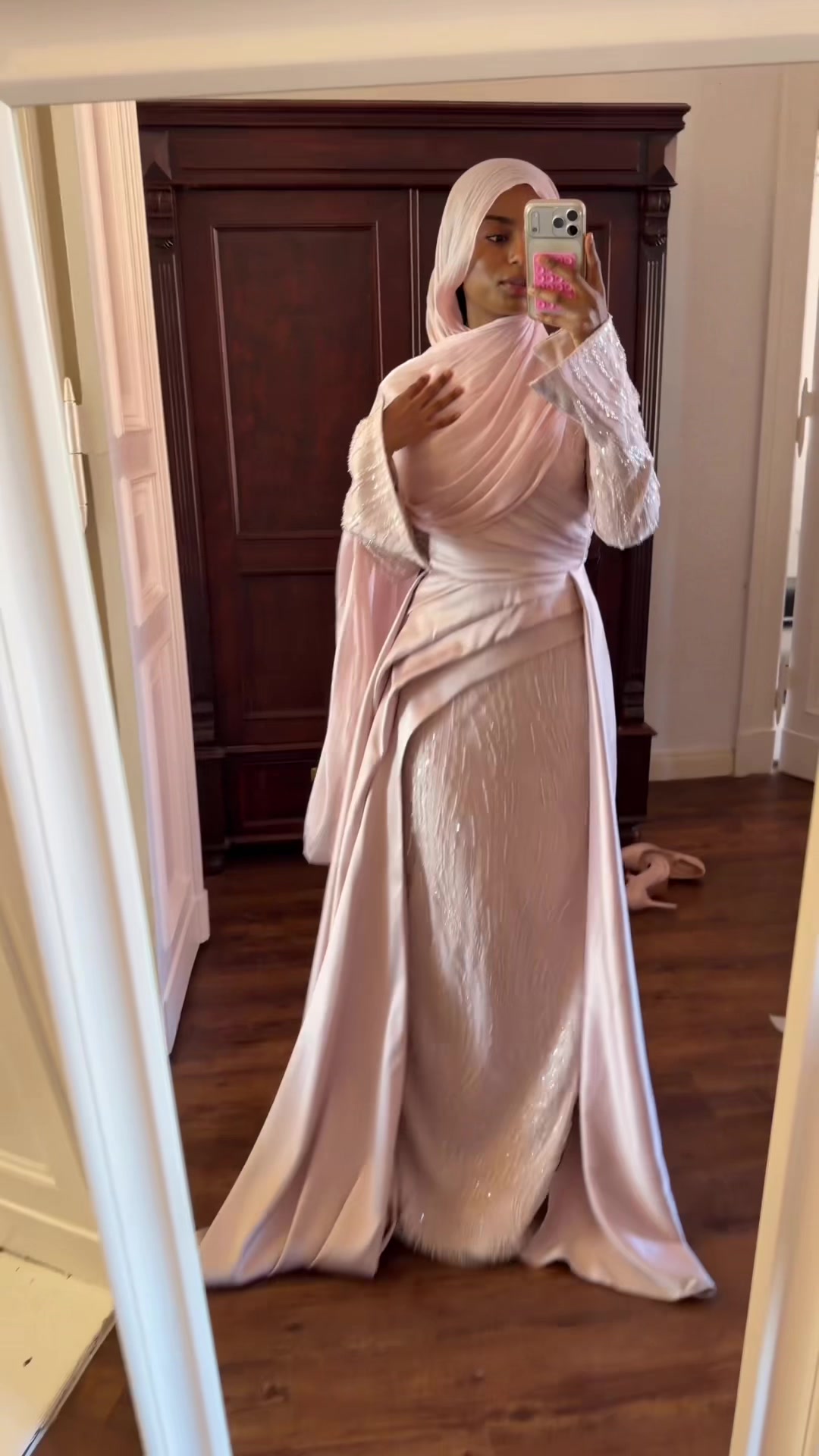 @wolfieaziza