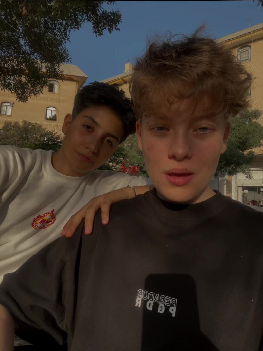 @ar2uwr