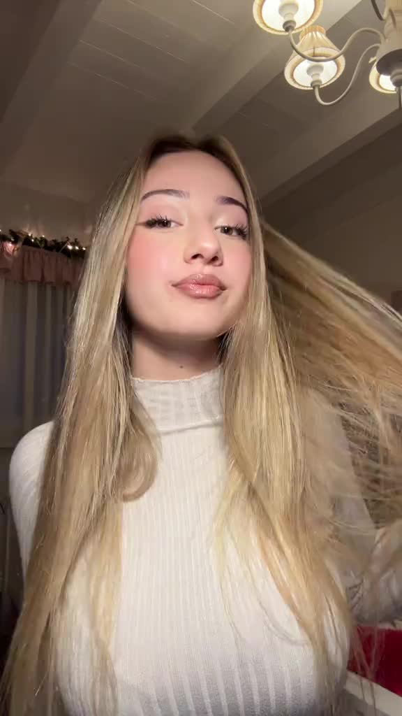 @viovio๐ฉถ