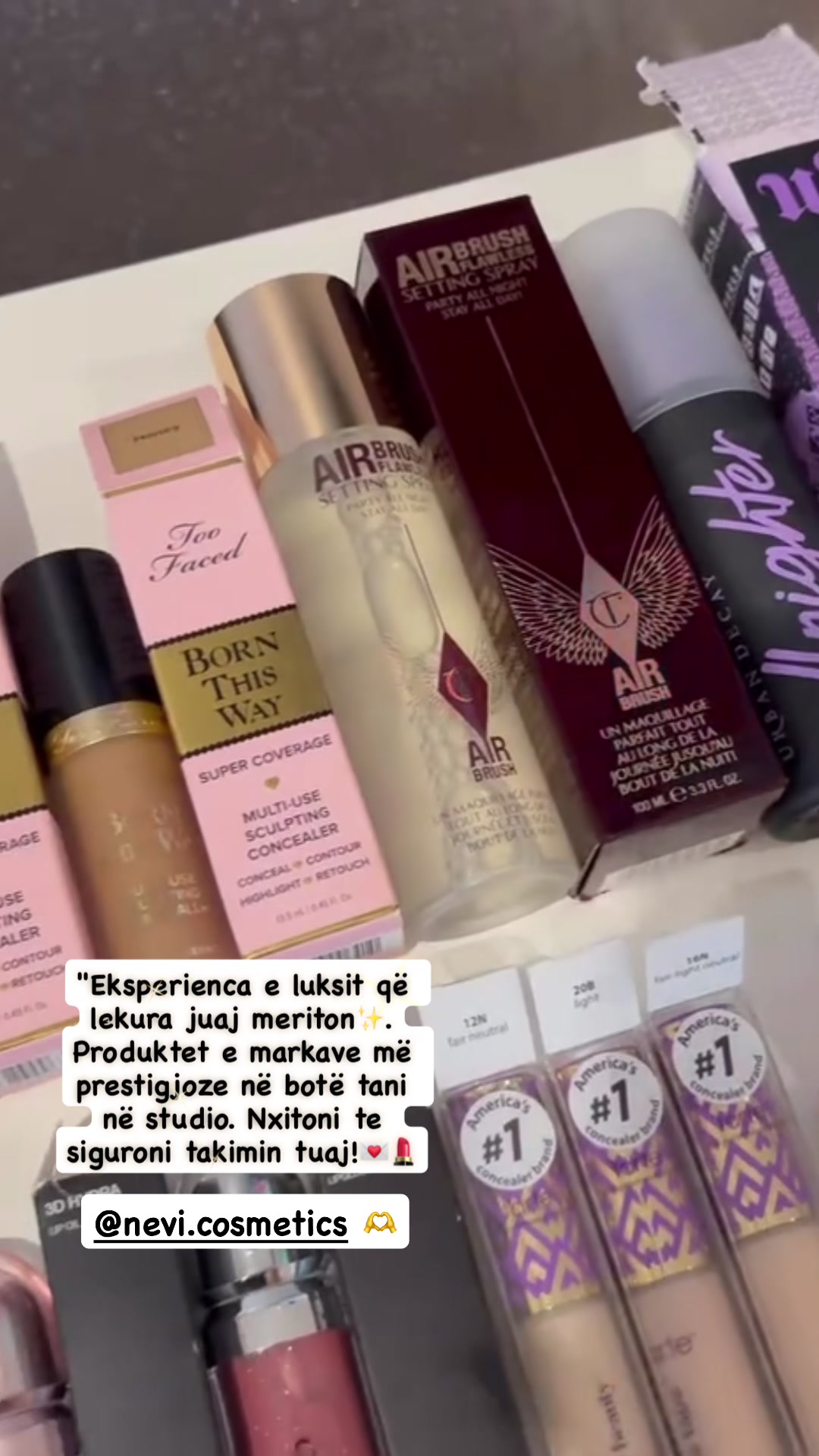@Lona Glam