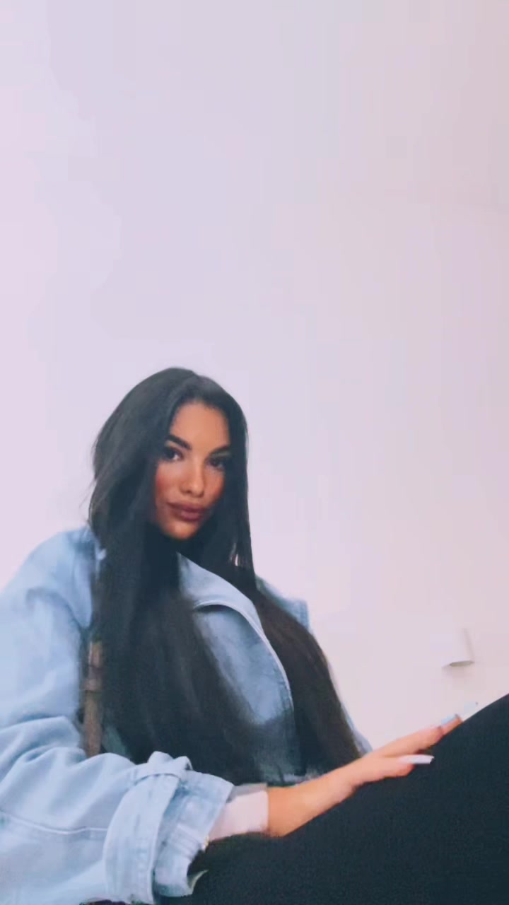 @Ajlla