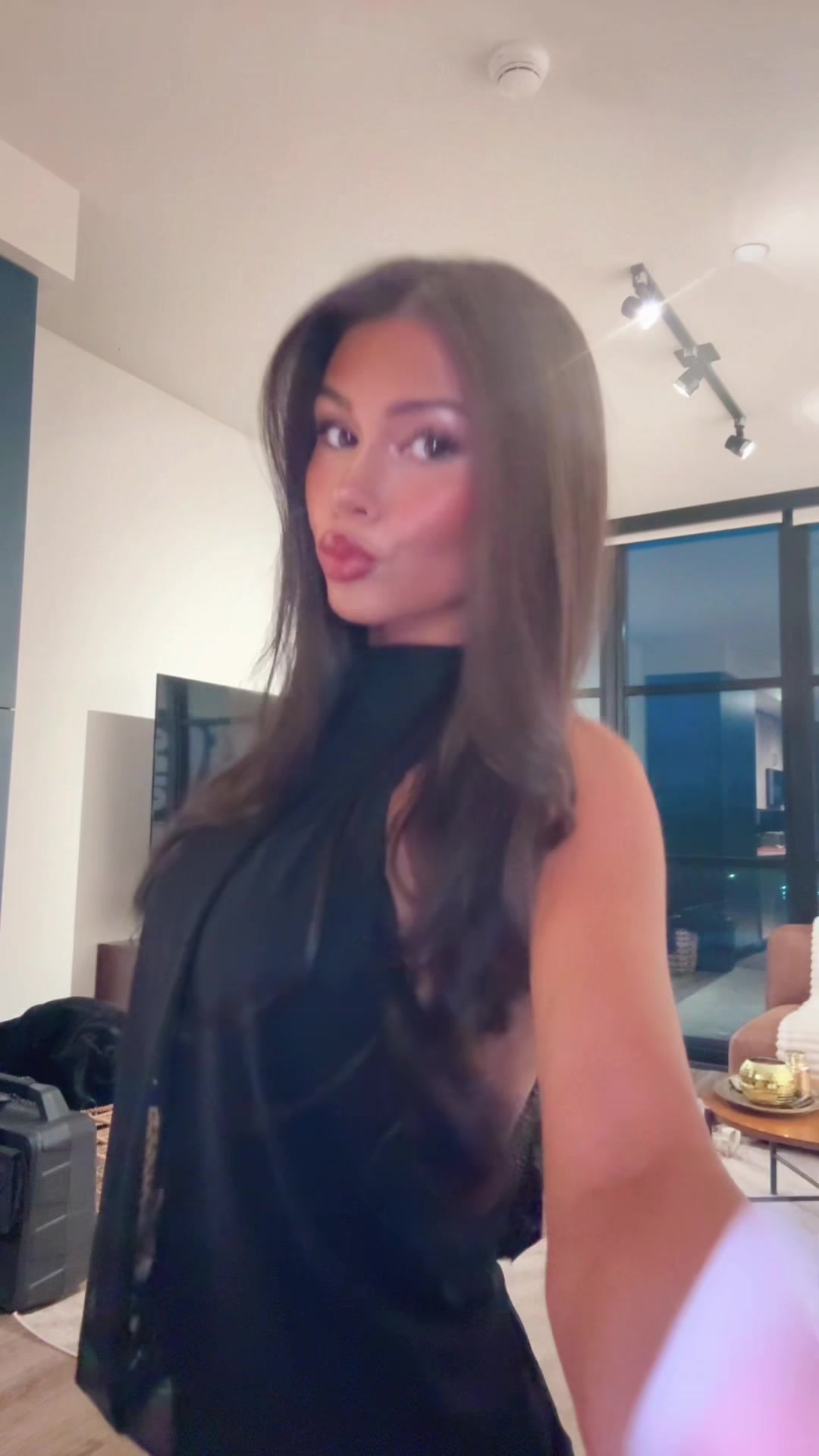 @Giana_Marie_9