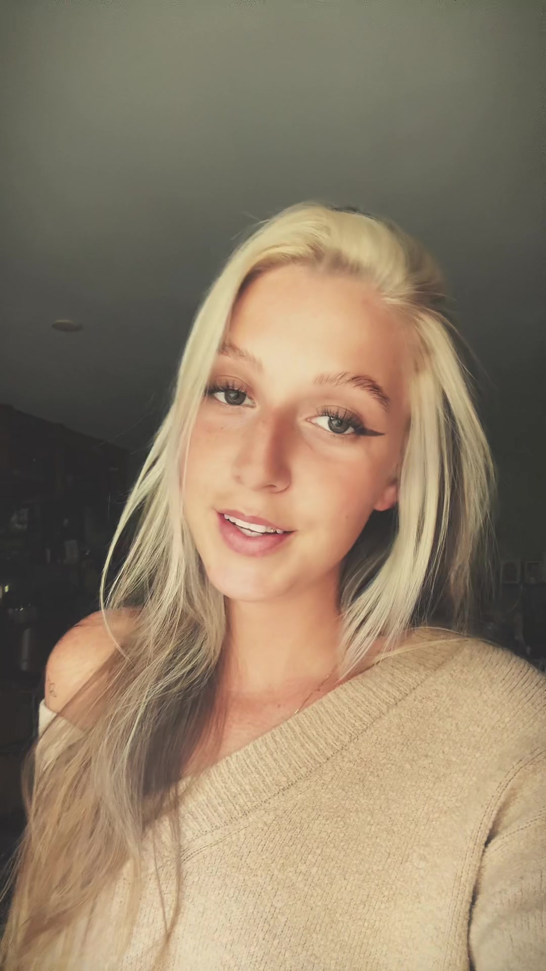 @Kayllxo_