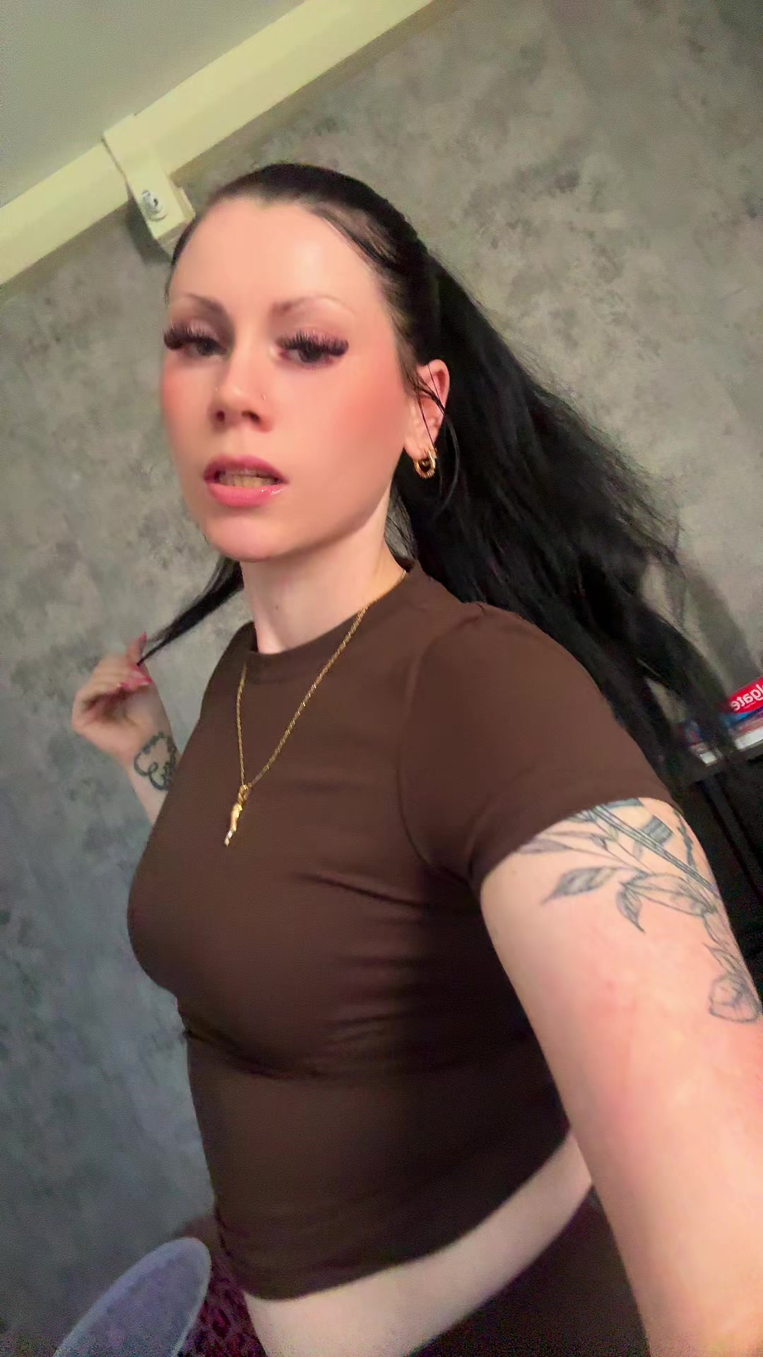 @Livy ๐ค