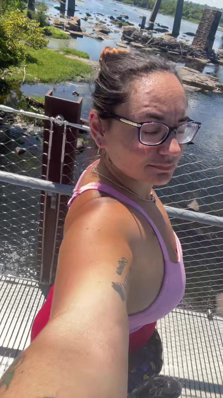 @Carsybunny