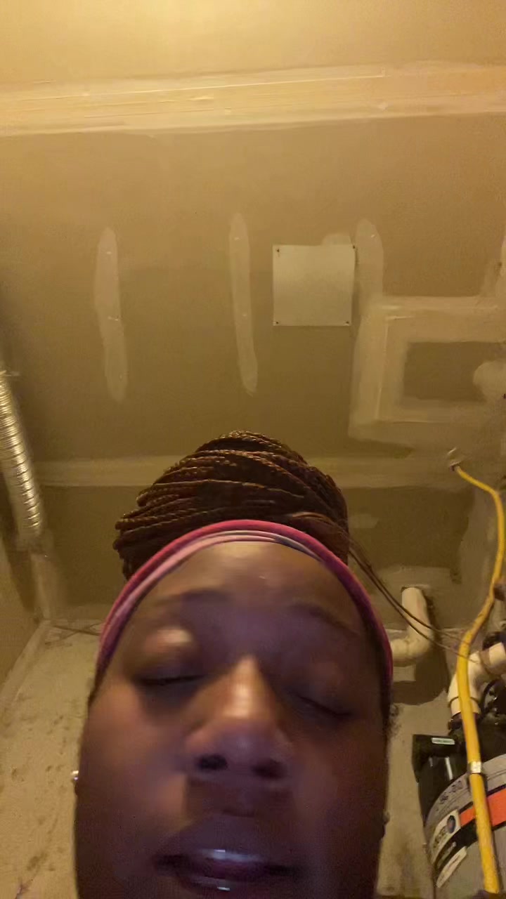 @Dee_nuggss