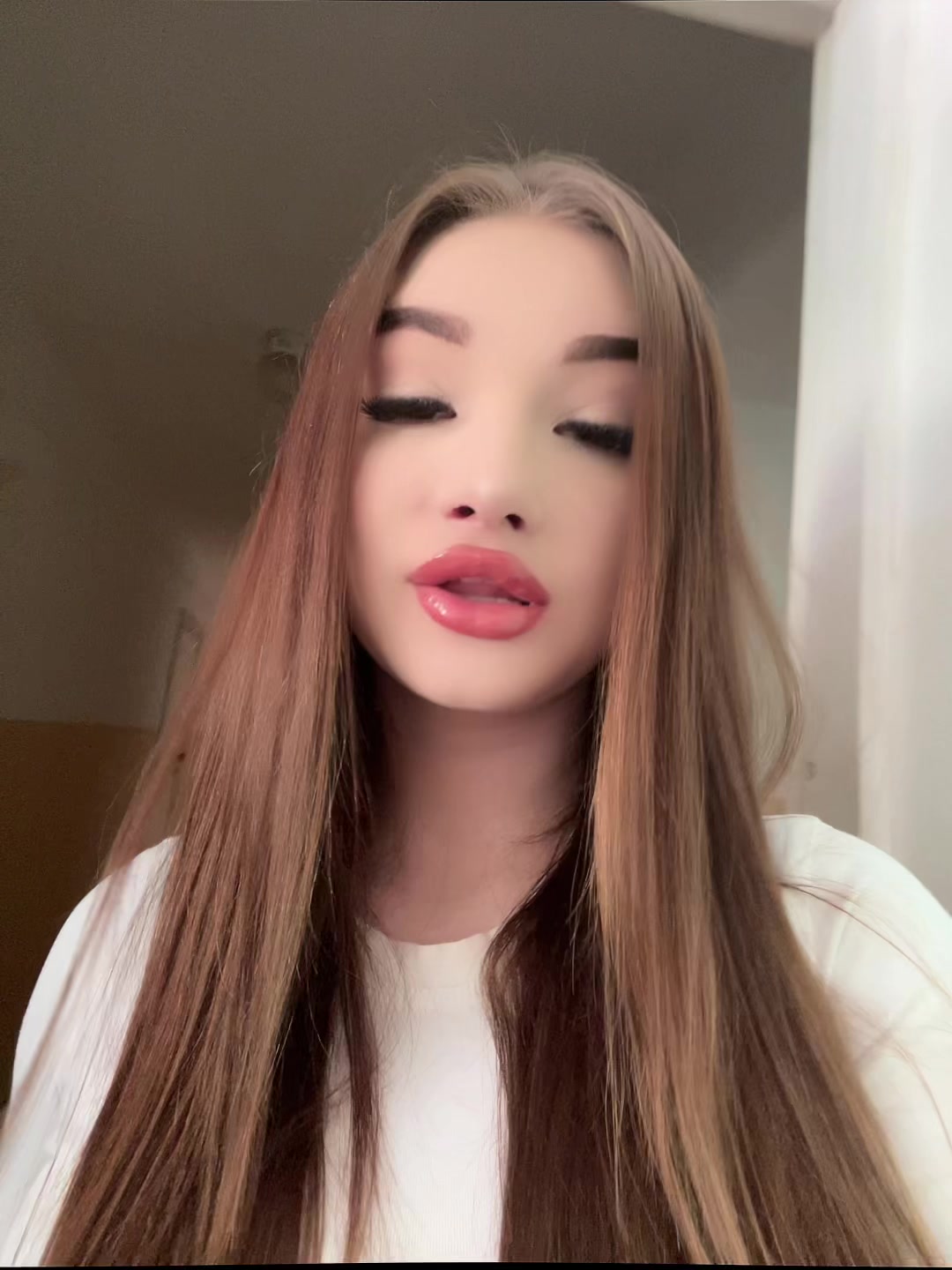 @M.F