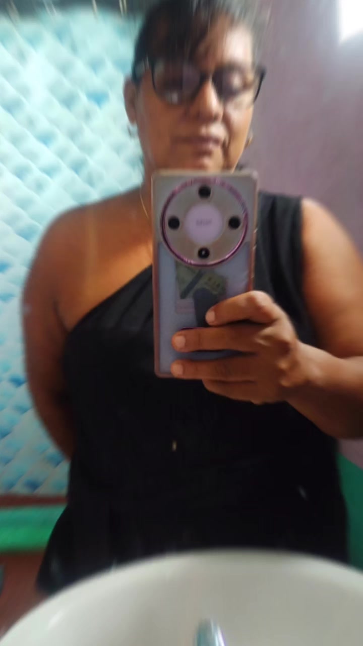 @🙂
