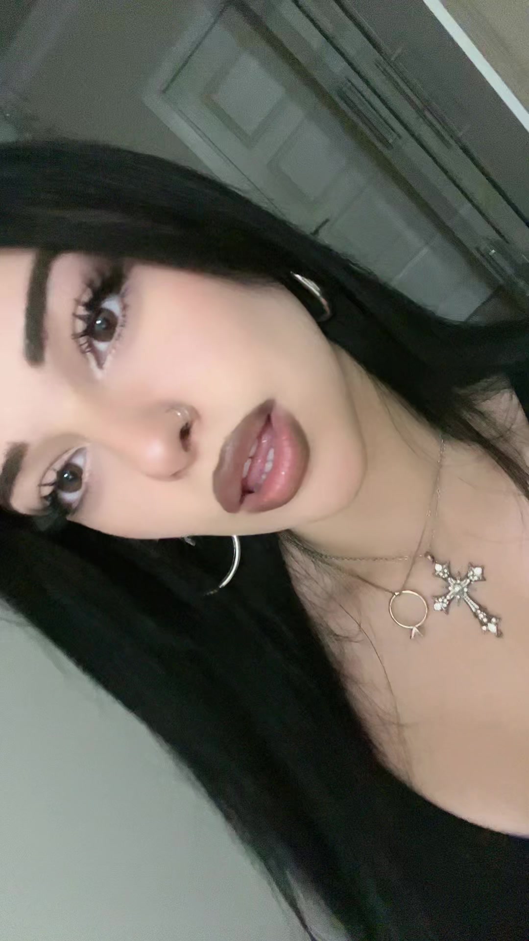 @user9393899393