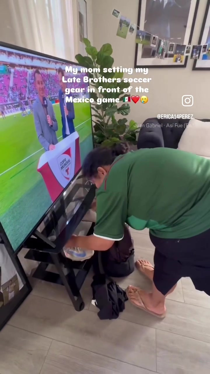 @SummerTwins