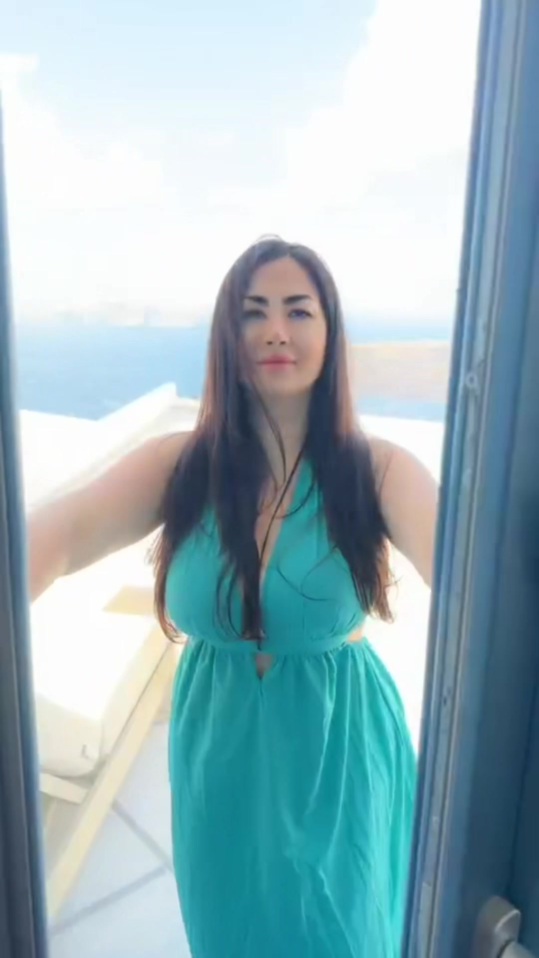 @Azeen